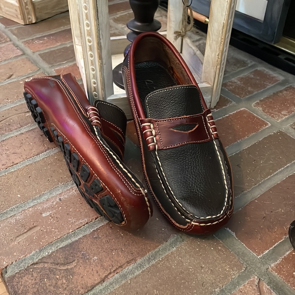 Cabelas mocs